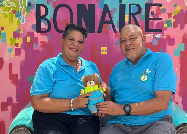 Bòi Antoin ambassadeur van Fundashon Ambulans Deseo Boneiru!